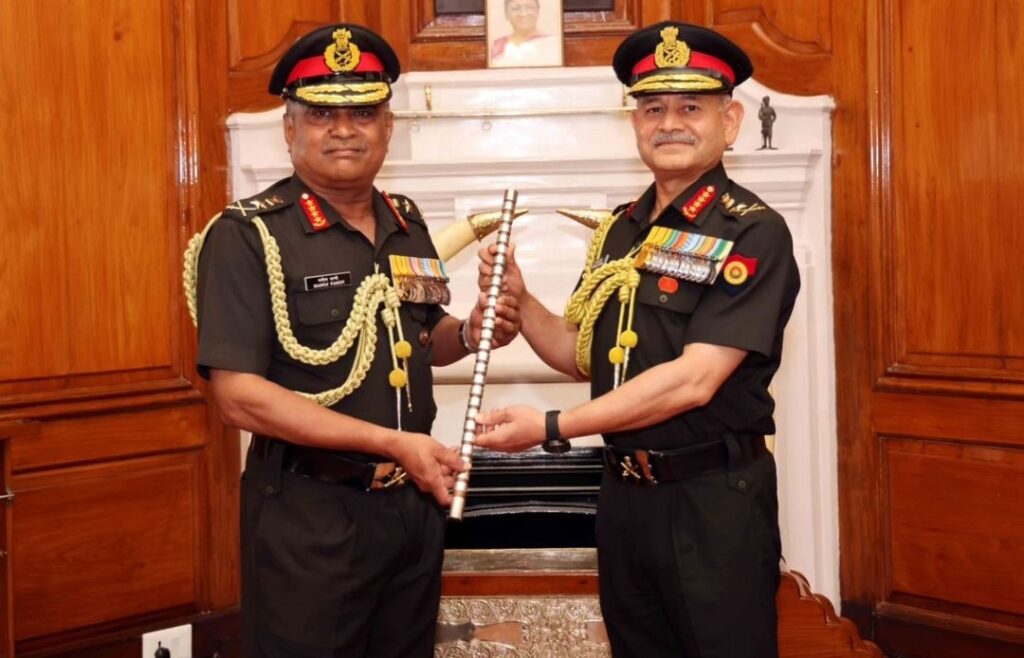 New Army Chief : कौन हैं Lieutenant General Upendra Dwivedi? 30th Chief of the Army Staff